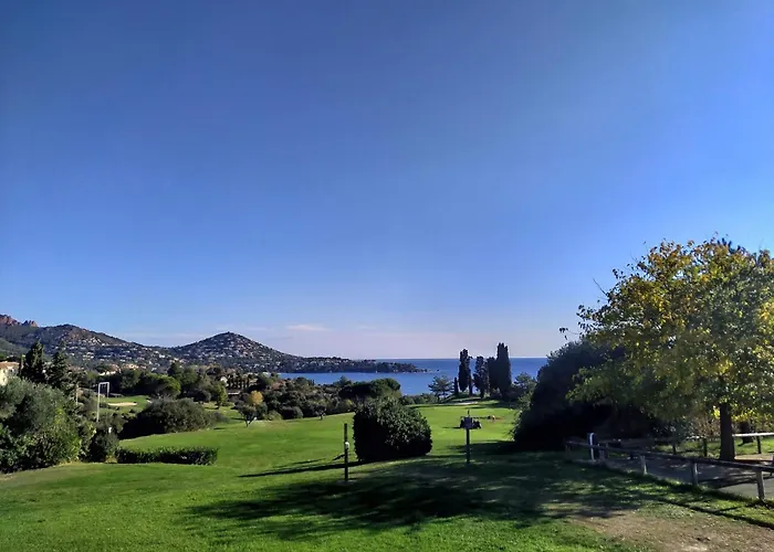 Cote Jardin, De Cap Esterel Daire